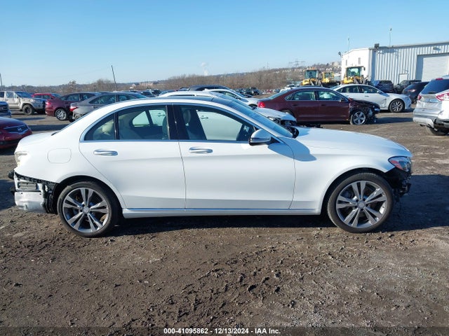 55SWF4KB2HU205927 Mercedes-Benz C 300 4matic/luxury 4matic/sport 4matic