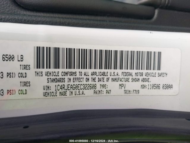 1C4RJEAG0EC322608 Jeep Grand Cherokee Laredo