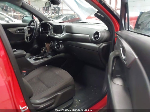 3GNKBHRS4MS520813 Chevrolet Blazer Awd 2lt