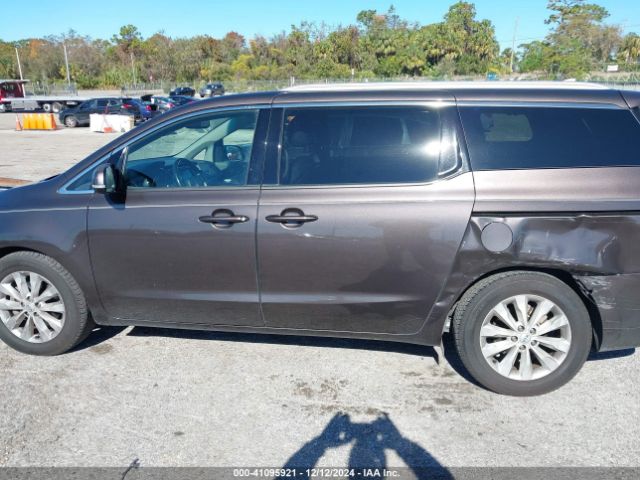 KNDMC5C1XH6343255 KIA SEDONA EX