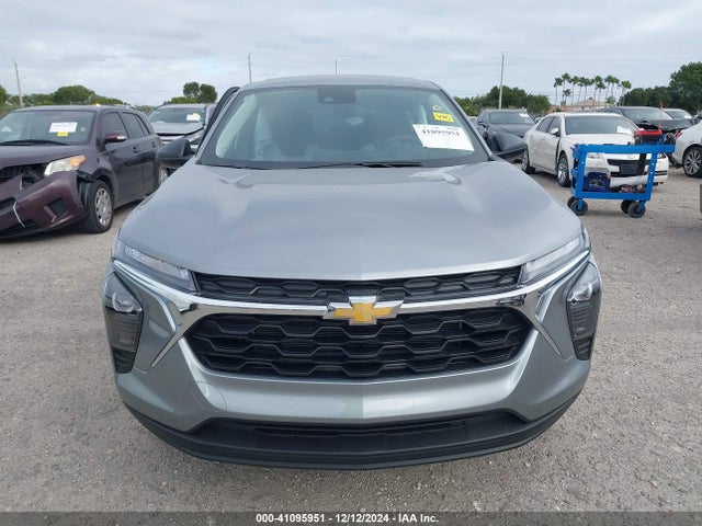 Chevrolet Trax Fwd Ls 2025 KL77LFEP8SC106368 Image 12
