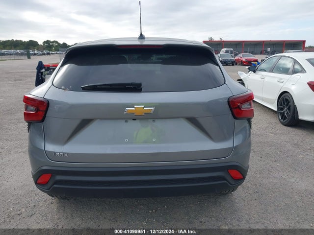 Chevrolet Trax Fwd Ls 2025 KL77LFEP8SC106368 Image 16