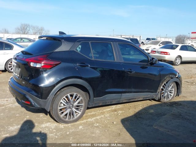 3N1CP5CV2NL486806 Nissan Kicks Sv Xtronic Cvt