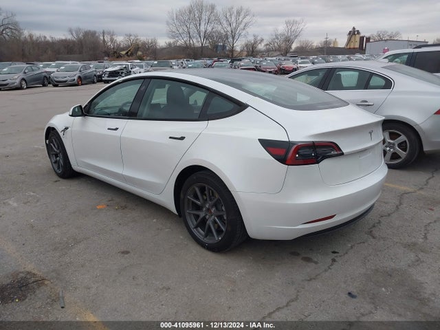 2023 TESLA MODEL 3 5YJ3E1EA8PF654567 Photo 2