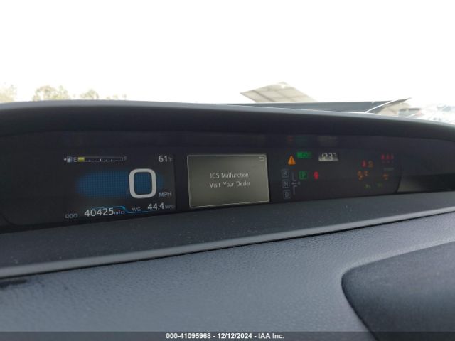 JTDKARFU1J3553275 Toyota Prius Three