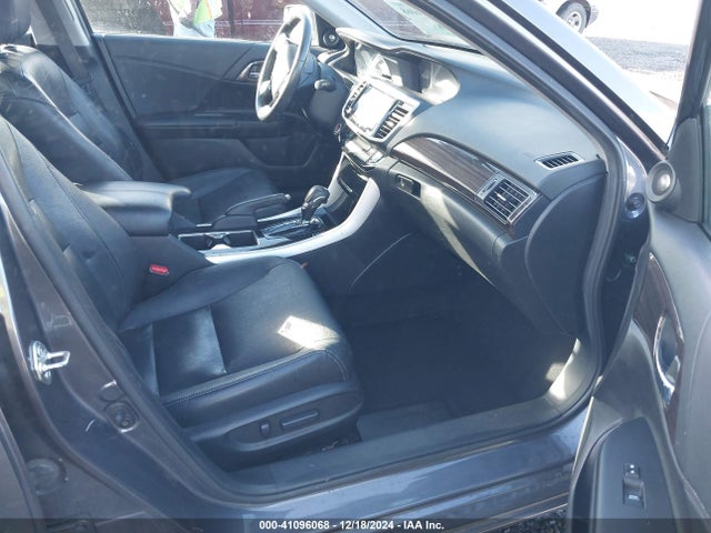 1HGCR2F81GA124635 Honda k24w1