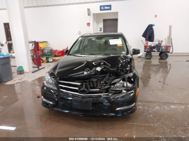 WDDGF8AB0EA944836 Mercedes-Benz C 300 Luxury 4matic/sport 4matic