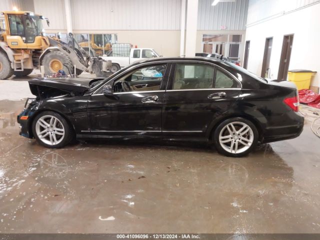 WDDGF8AB0EA944836 Mercedes-Benz C 300 Luxury 4matic/sport 4matic