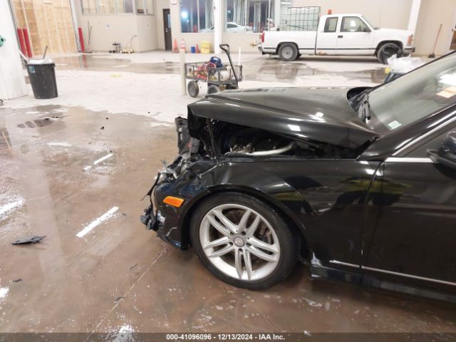 WDDGF8AB0EA944836 Mercedes-Benz C 300 Luxury 4matic/sport 4matic
