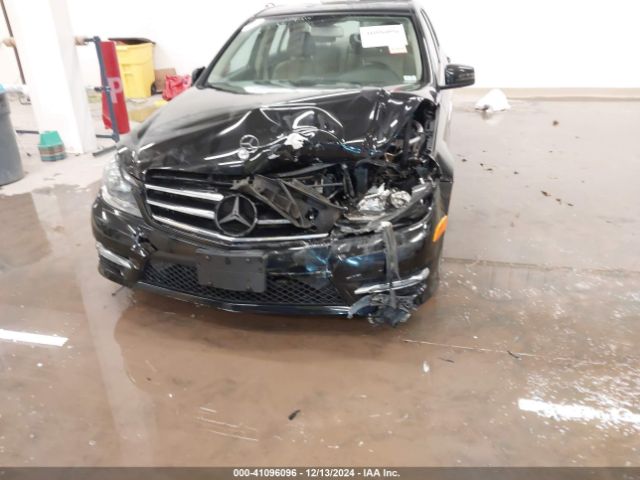 WDDGF8AB0EA944836 Mercedes-Benz C 300 Luxury 4matic/sport 4matic