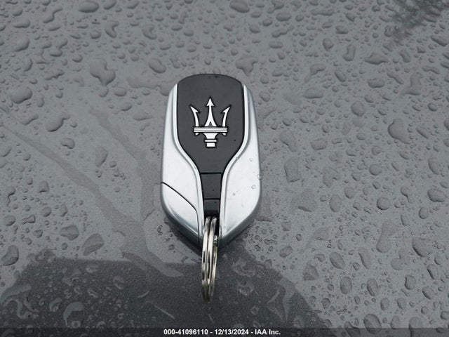 Maserati GHIBLI S 2017 ZAM57RSS4H1223826 Image 11