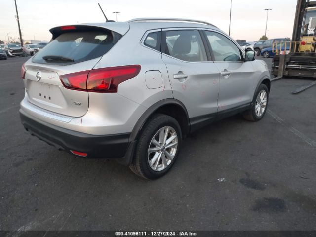 JN1BJ1CP1HW026557 Nissan Rogue Sport Sv