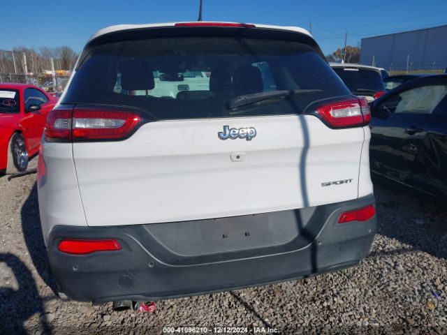 1C4PJLAB9GW233220 Jeep Cherokee Sport