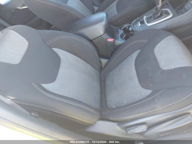 1C4PJLAB9GW233220 Jeep Cherokee Sport