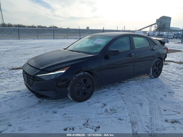 KMHLM4AG3PU455816 Hyundai ELANTRA SEL