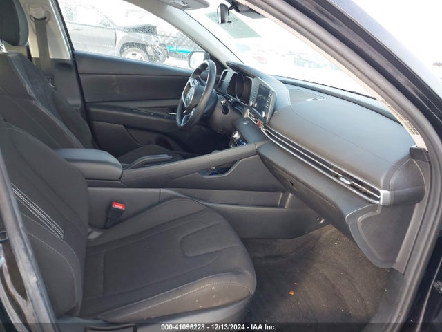 KMHLM4AG3PU455816 Hyundai ELANTRA SEL