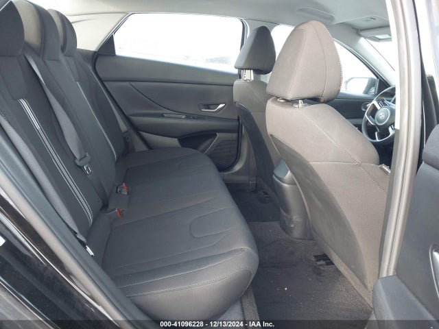 KMHLM4AG3PU455816 Hyundai ELANTRA SEL