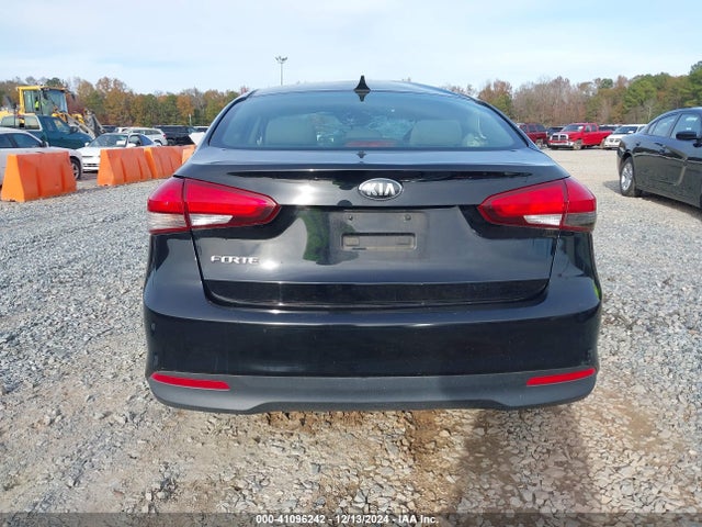 3KPFK4A72JE246449 KIA FORTE LX