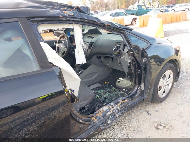 3KPFK4A72JE246449 KIA FORTE LX