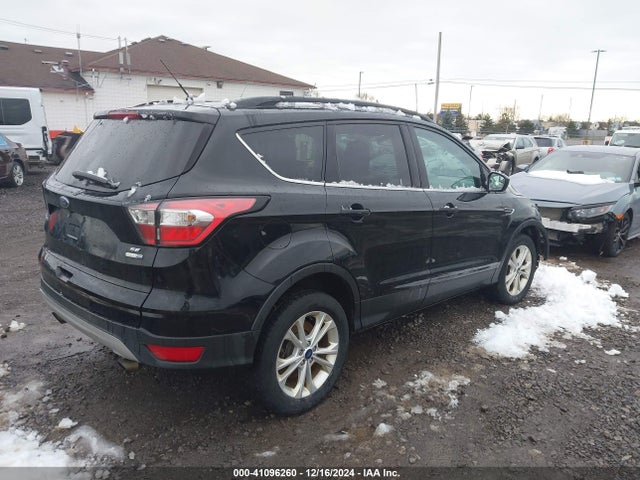 Ford ESCAPE SE 2018 1FMCU9GDXJUC46235 Image 4