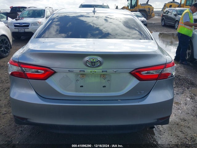 4T1B11HK5KU828408 Toyota CAMRY LE