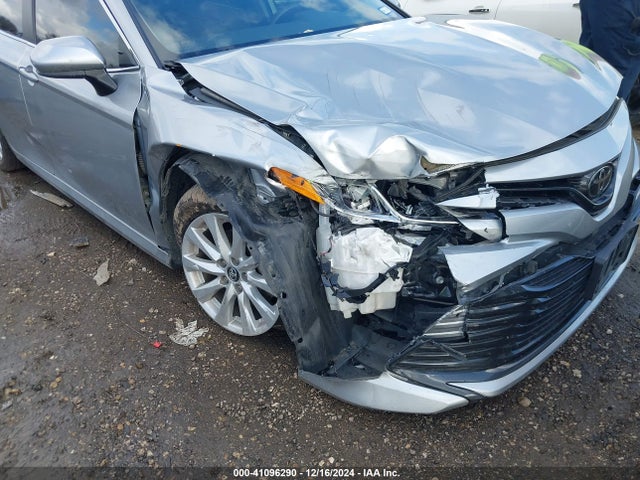 4T1B11HK5KU828408 Toyota CAMRY LE