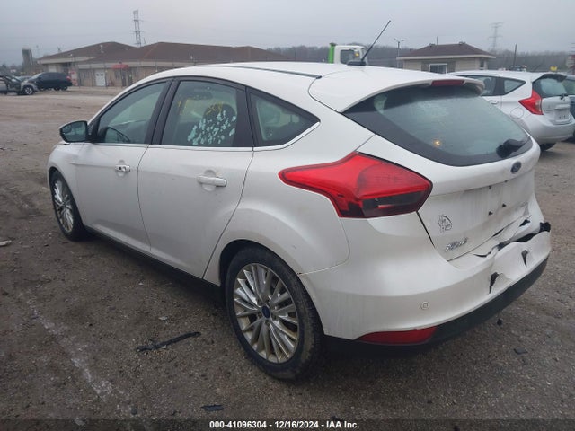 Ford Focus Titanium 2015 1FADP3N28FL357898 Image 3