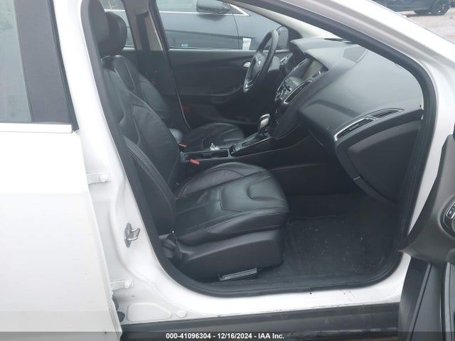 Ford Focus Titanium 2015 1FADP3N28FL357898 Image 5