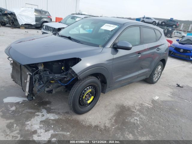 KM8J23A46HU576239 Hyundai TUCSON SE
