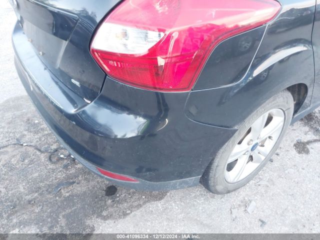 1FADP3K21EL307508 Ford FOCUS SE