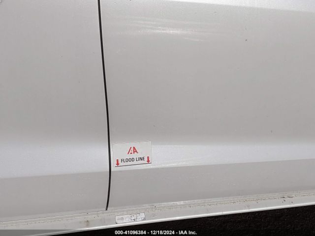 5TDJSKFC2RS134868 Toyota SIENNA XLE