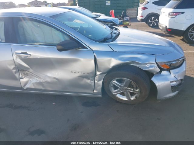 1G1ZB5ST8LF158103 Chevrolet Malibu Fwd Ls
