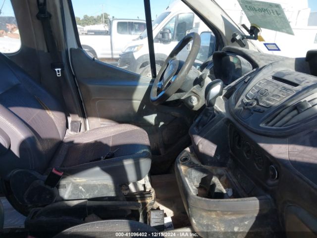 1FBZX2ZMXHKB12362 Ford Transit-350 Xl