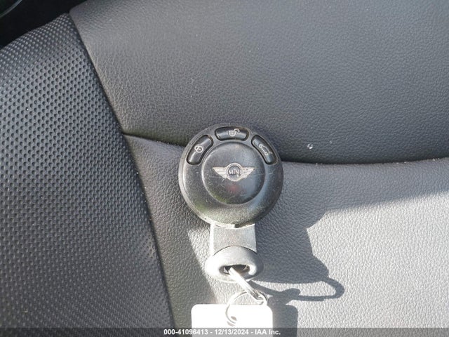 2012 MINI COOPER WMWSU3C57CT540421 Photo 10