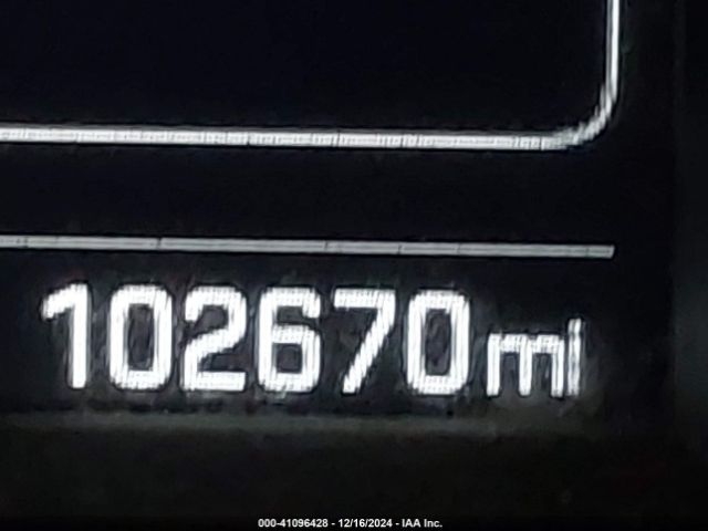 KM8SMDHF8JU272038 Hyundai Santa Fe Se