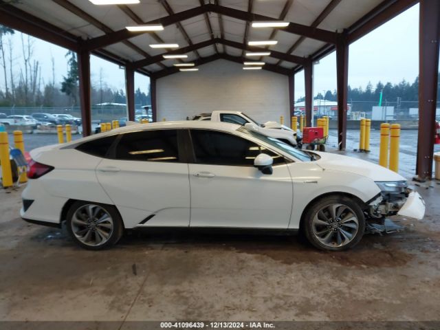 JHMZC5F3XJC001636 Honda Clarity Plug-in Hybrid Touring