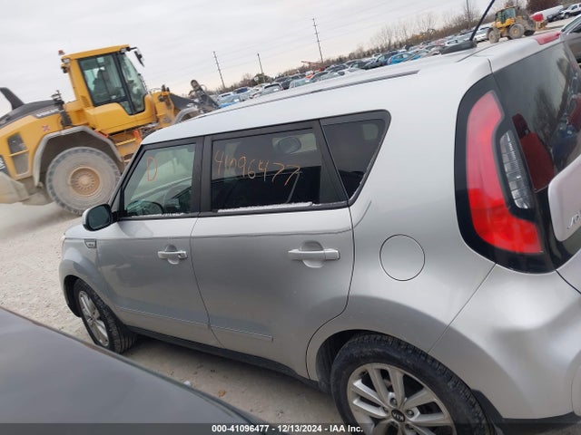KNDJP3A52H7481013 KIA SOUL +