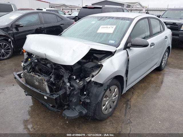 KIA RIO LX 2018 3KPA24AB7JE078578 Image 2