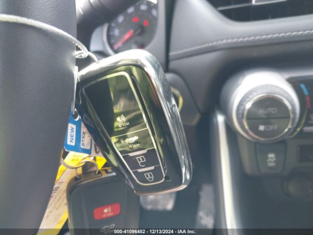 JTMC1RFV4LD047563 Toyota Rav4 Xle Premium