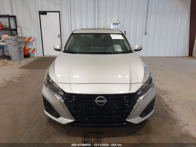 1N4BL4DW7PN328525 Nissan Altima Sv Intelligent Awd