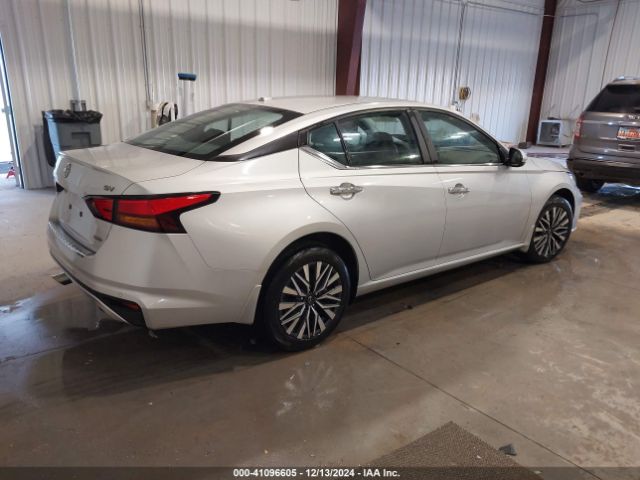 1N4BL4DW7PN328525 Nissan Altima Sv Intelligent Awd