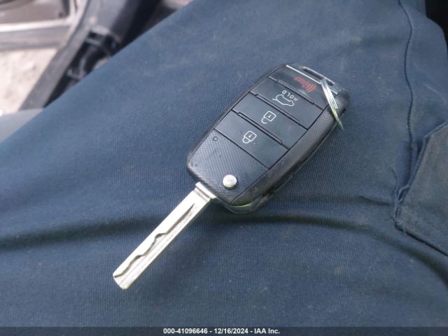 5XYPG4A39GG124802 KIA Sorento 2.4l L