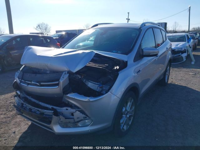 1FMCU9J96EUE05374 Ford Escape Titanium
