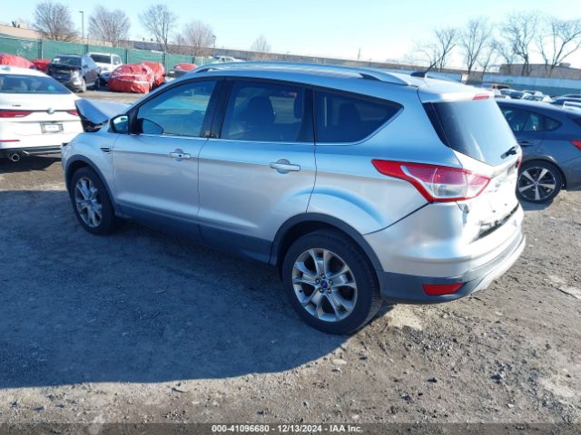 1FMCU9J96EUE05374 Ford Escape Titanium