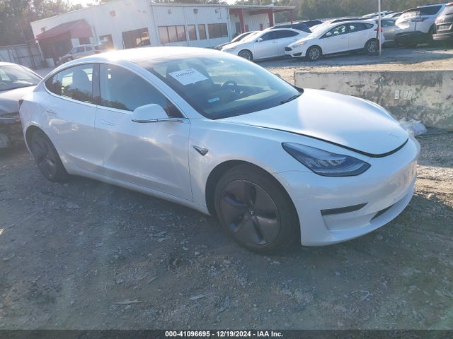 2019 TESLA MODEL 3 5YJ3E1EB2KF418370 Photo 0