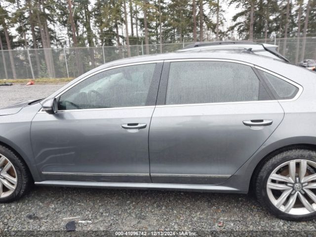 1VWCT7A34HC072428 Volkswagen Passat 1.8t Sel Premium