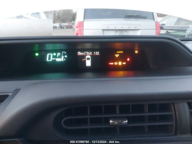 JTDKDTB37E1074748 Toyota Prius C Two