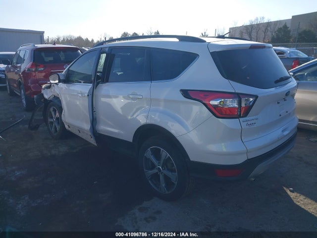 Ford ESCAPE SE 2017 1FMCU0GD1HUD93291 Image 3