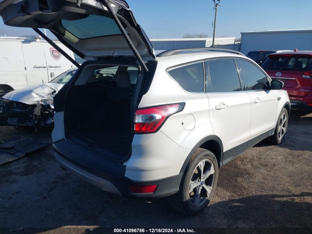 Ford ESCAPE SE 2017 1FMCU0GD1HUD93291 Image 4