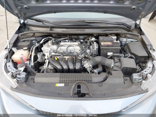 JTDEPRAE3LJ004428 Toyota COROLLA LE